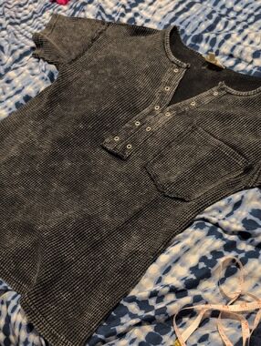 BiBi Charcoal Black Women's Waffle Knit Henley